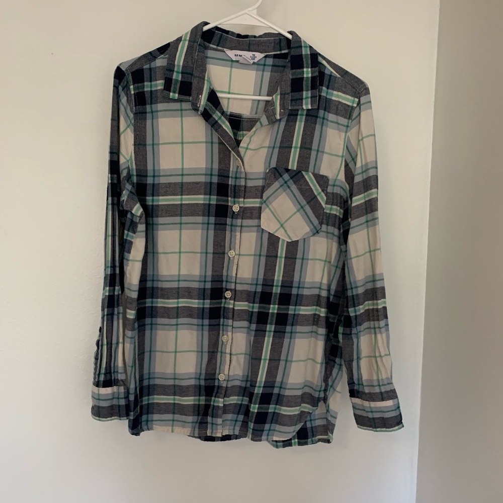 Old navy plaid blue button up shirt